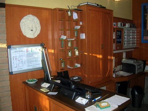 Hotel Fontana Рубьера Экстерьер фото